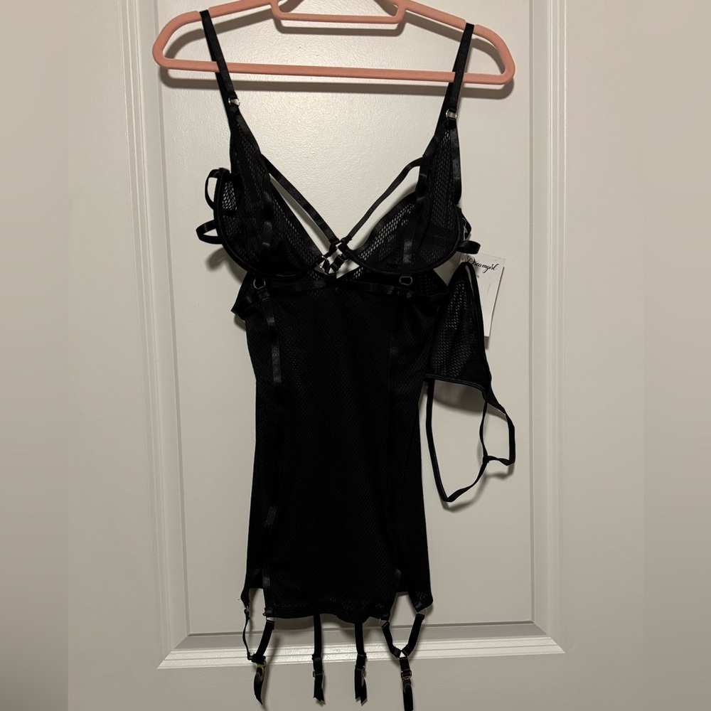 No Doubts Tonight Garter Slip - Picture 4 of 5